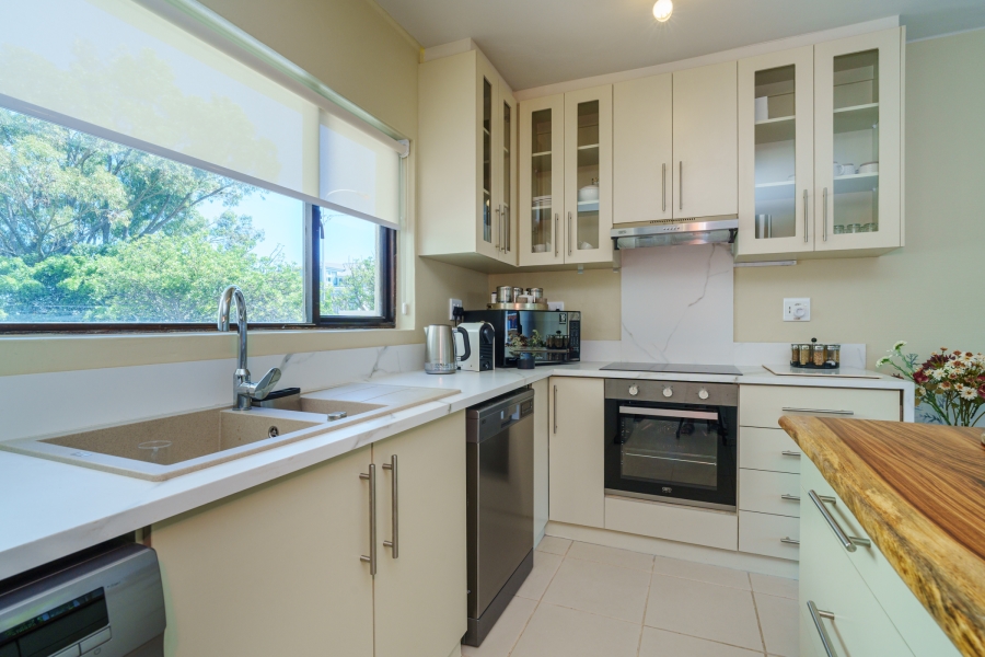 2 Bedroom Property for Sale in Hout Bay Western Cape